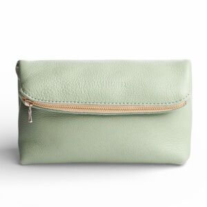 PORTLAND LEATHER Boogey Pouch Pistachio